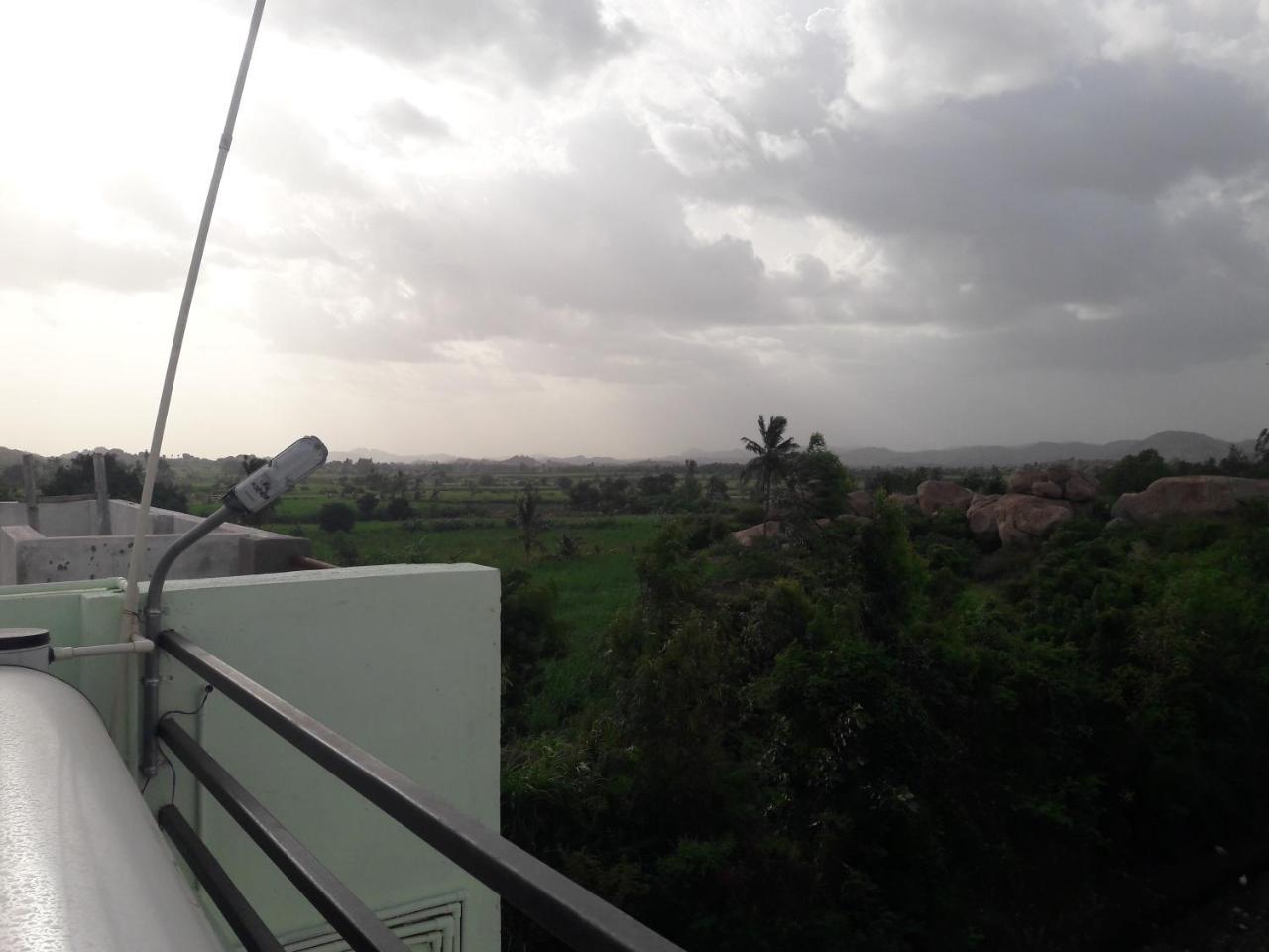 Rks Homestay 亨比 外观 照片